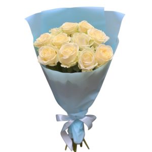 Букет із 11 білих троянд