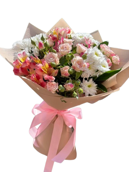 Ніжний букет із кущової троянди та альстромерії