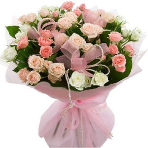 Кущові троянди у кольоровій палітрі