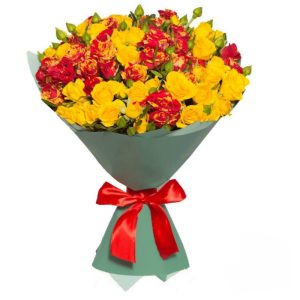 Букет із 19 гілок кущової троянди