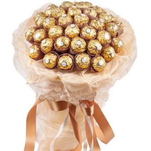 Букет із цукерок Ferrero Rocher